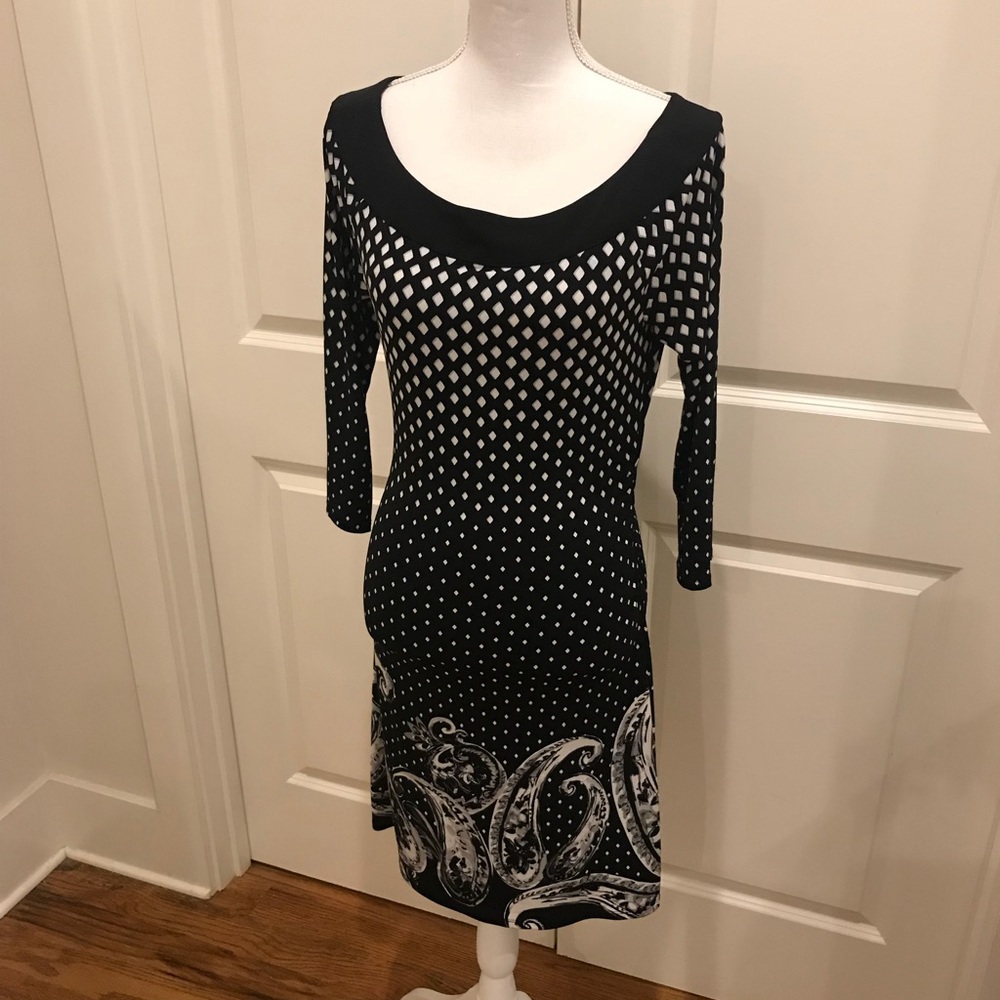 Black white & gray form fitting dress 3/4 sleeves